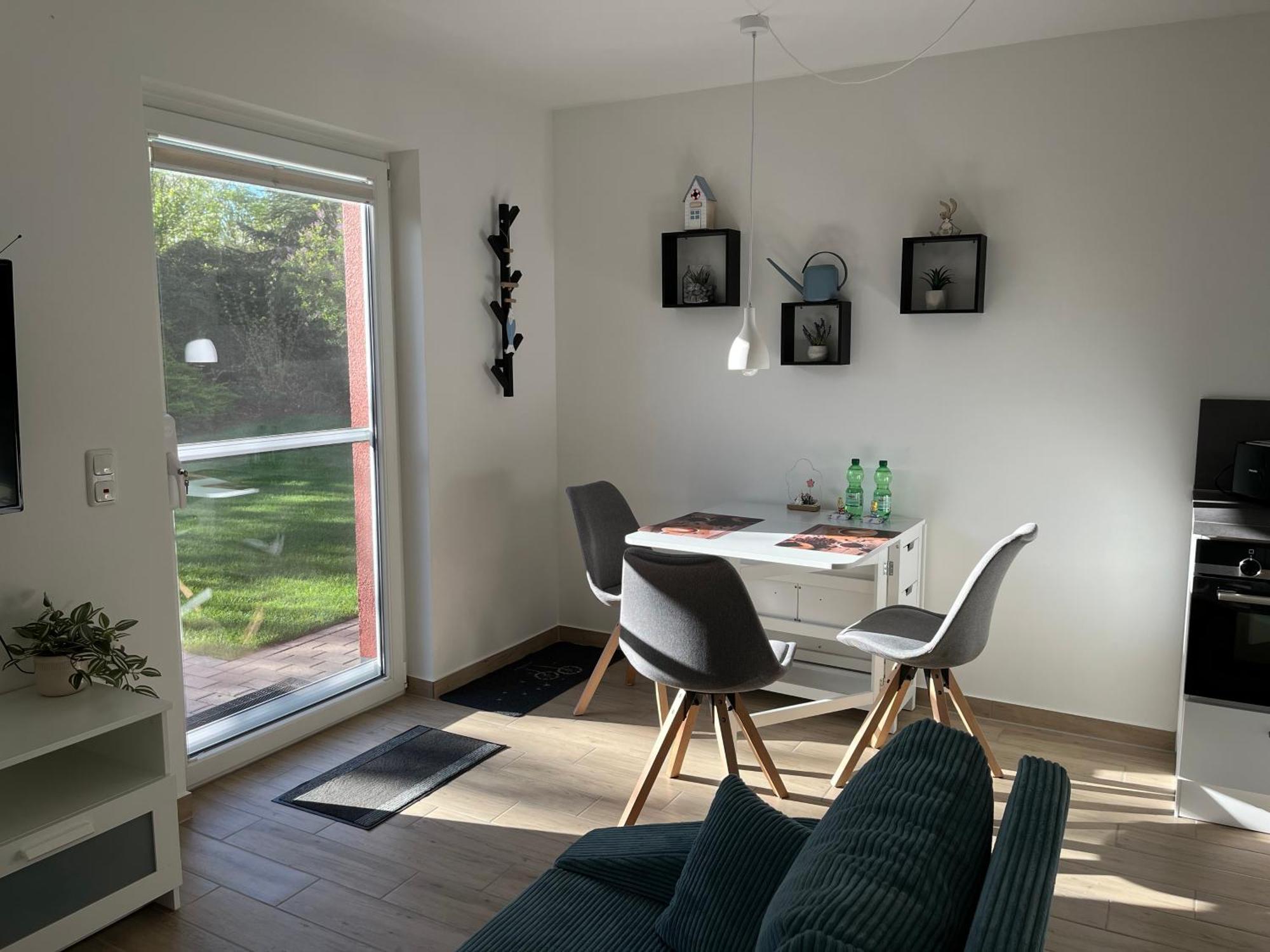Neu Sanierte Wohnung Fuer 2-4 P Eschwege Exterior photo